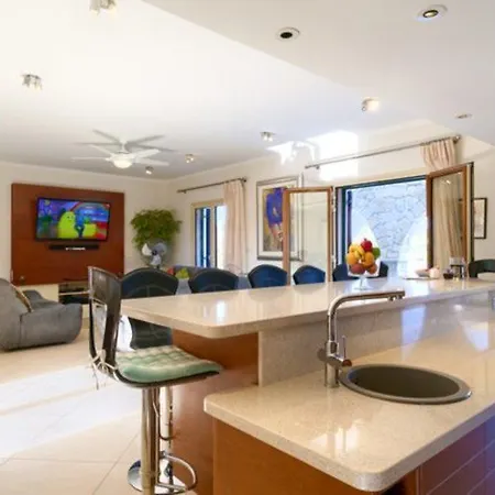 “at Last Your Luxury In Cyprus Awaits You” - 141 Rio וילה קוקליה
